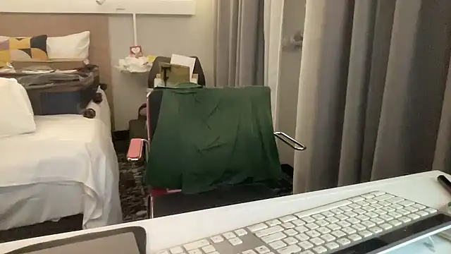 coach-karl online show from January 13, 8:13 pm