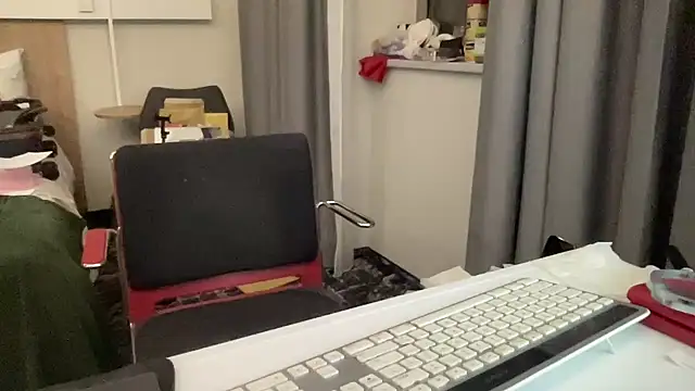 coach-karl online show from March 15, 8:04 pm