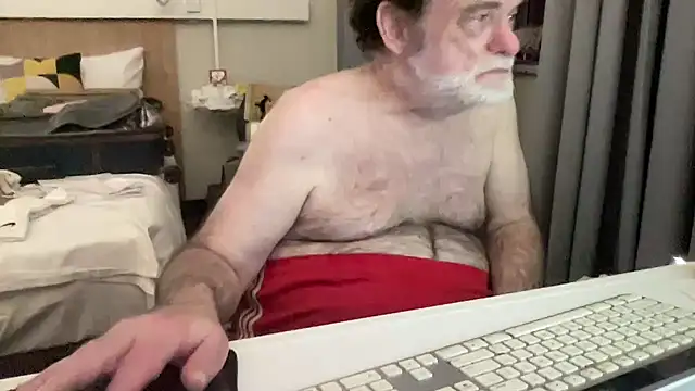 coach-karl online show from February 4, 7:20 pm