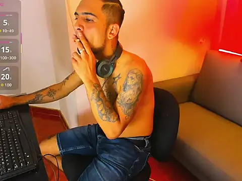 Zotum black online show from November 16, 2:03 am