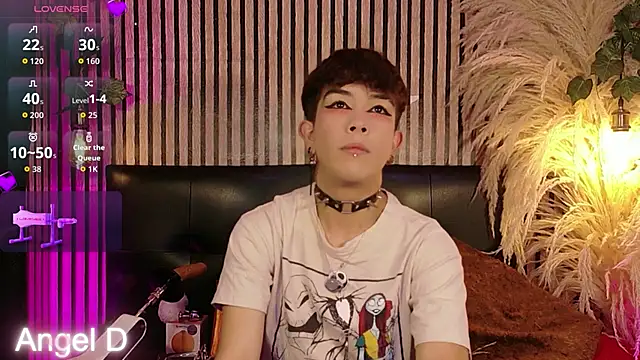 Angeldust19 online show from April 14, 3:39 am