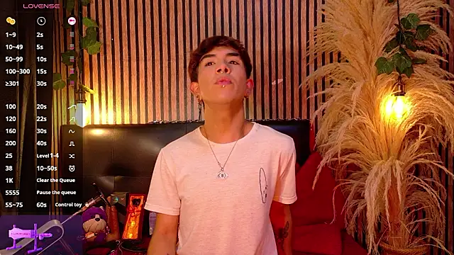 Angeldust19 online show from March 8, 3:21 am