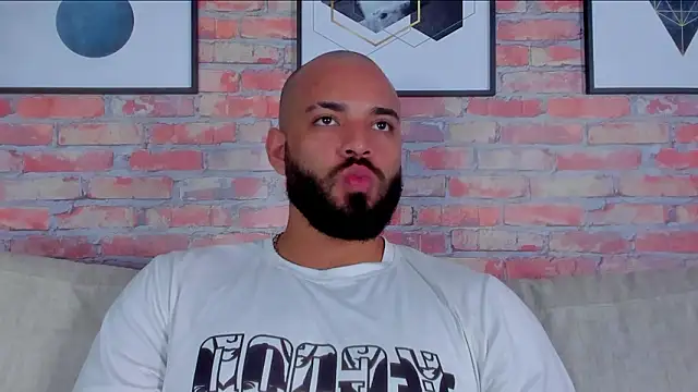 Chris Varden online show from March 16, 8:24 pm