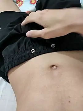 bnnzin online show from November 18, 2:04 am