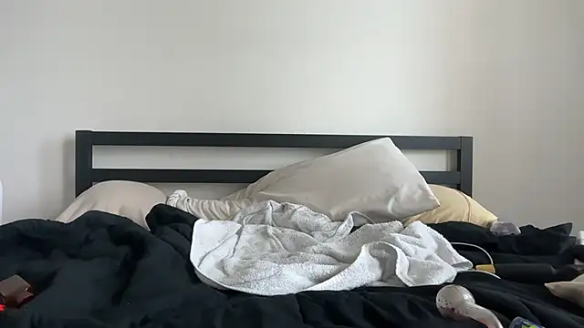 sethhtx713 online show from April 13, 2:51 pm