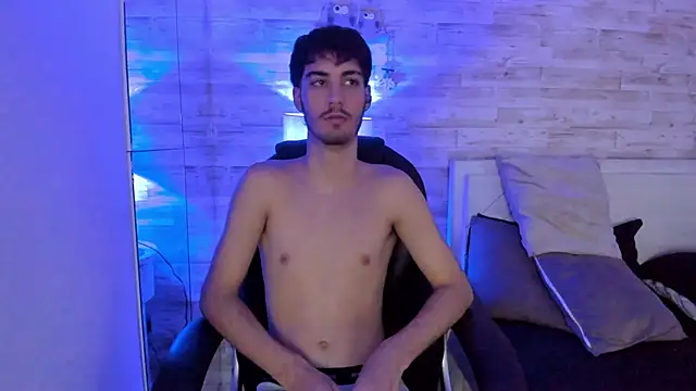 Emir Ozan  online show from December 19, 2:14 pm