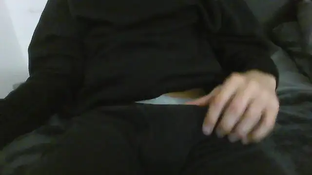 latinman7944 online show from March 4, 4:19 am