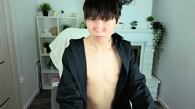 YugoAsian online show from February 17, 12:26 pm