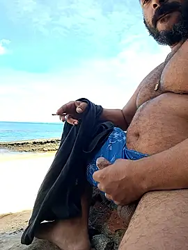 wakahoe online show from April 1, 1:41 pm