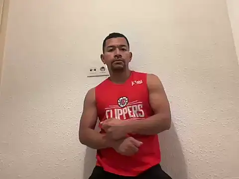 Snapshot of esleider12 chatting on November 26, 10:51 am esleider12 online show from November 26, 10:51 am