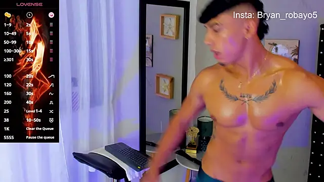 Bryan robayo5 online show from April 11, 11:36 am