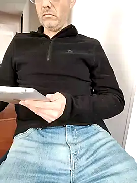 Fuegosutil online show from January 13, 8:13 pm