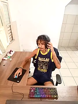 theyllorwillian online show from November 28, 10:28 am