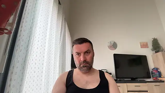 coolsmith81 online show from May 22, 7:24 am