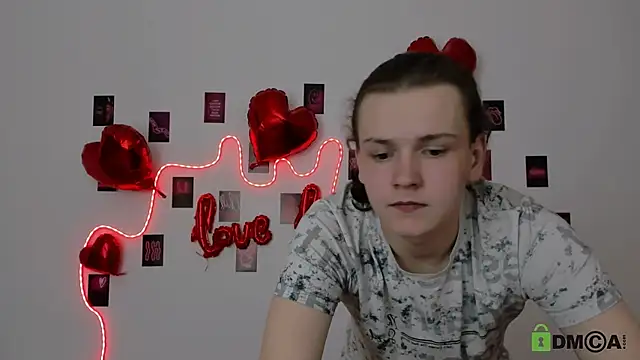 leo void online show from February 20, 8:21 pm