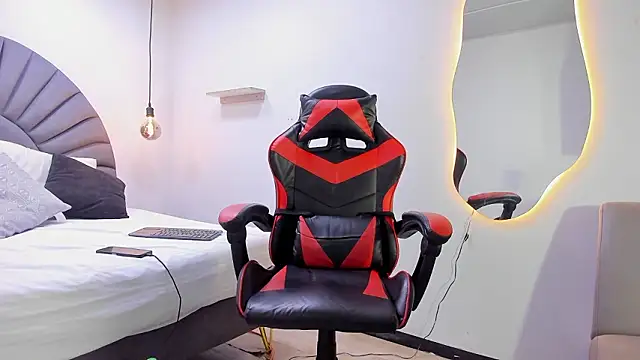 MatthewCullen online show from February 25, 4:35 am