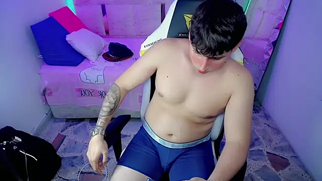 d moneyy  online show from December 15, 3:25 am