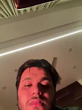 Noavacado  online show from January 16, 4:43 pm