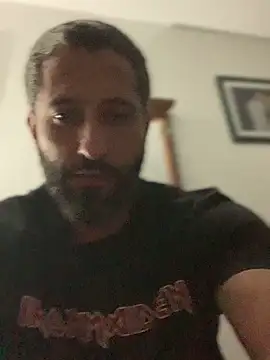 Calientesensible online show from April 16, 3:39 am