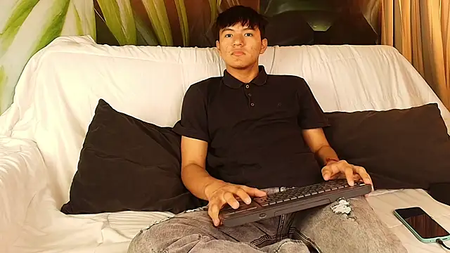 isaac grimm online show from January 19, 3:42 am