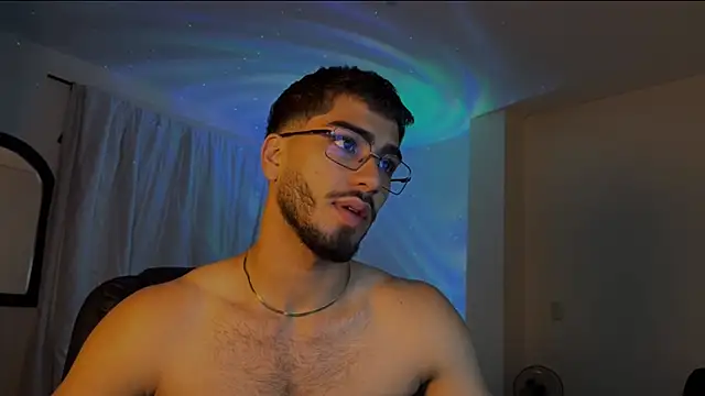 Franco banderas online show from April 7, 1:55 pm