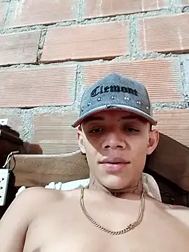 daniel garzon online show from December 2, 8:12 pm