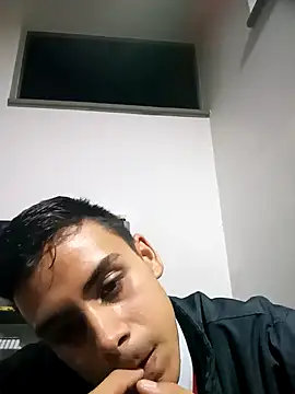 totoro 239 online show from April 5, 1:25 am