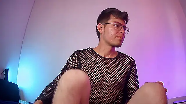 nicolatinboy online show from February 25, 9:16 pm