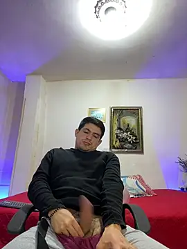 williamsmiiths16 online show from February 3, 12:32 pm