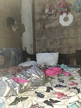 modeloxtz online show from January 15, 2:20 pm