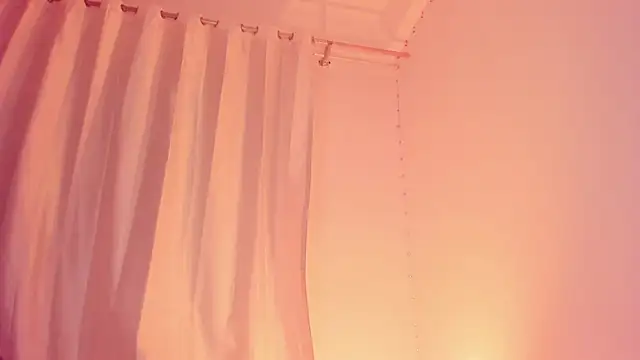 AlecBanne online show from December 18, 3:57 am