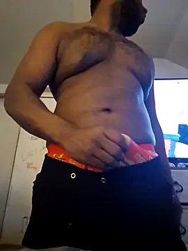 iLOVETRAY96 online show from February 7, 2:02 pm