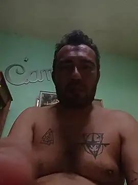 Juliocs330 online show from June 23, 7:57 am