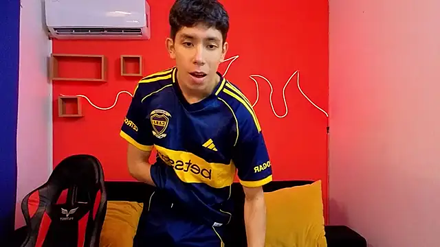 Neo Twink online show from March 4, 7:21 pm