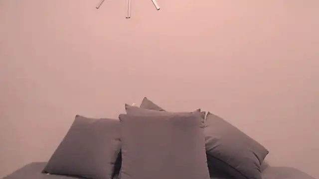 Fredd Xanders online show from April 17, 4:04 am