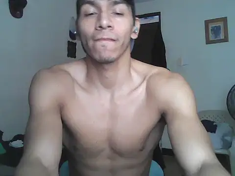 Patrick3 5556 online show from April 18, 12:39 pm