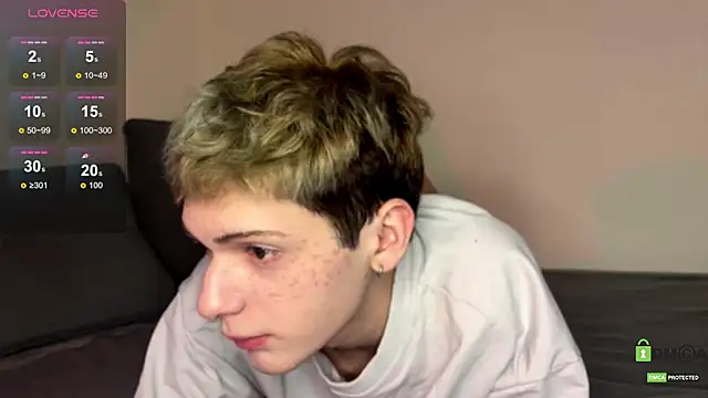 colestorm  online show from December 13, 9:21 pm