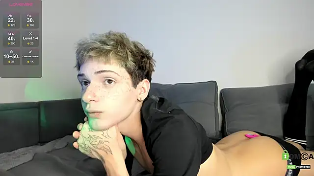 colestorm  online show from December 16, 7:21 pm