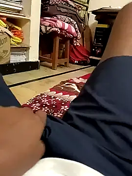 loki-king-143 online show from March 29, 1:33 pm