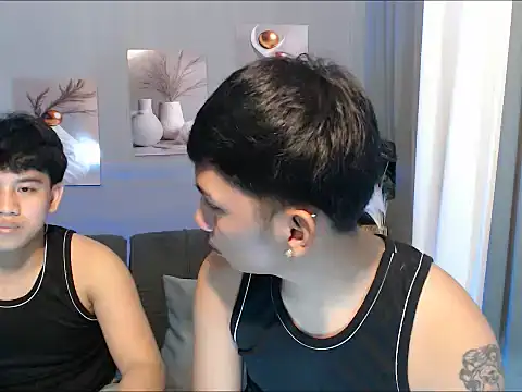 dylan hardfucker online show from March 27, 4:49 am