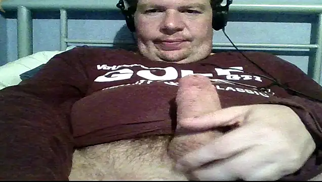 mrhardcock12 online show from March 3, 9:32 pm