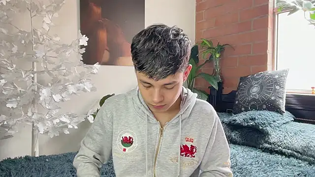 Andy Belier23 online show from February 8, 5:50 pm