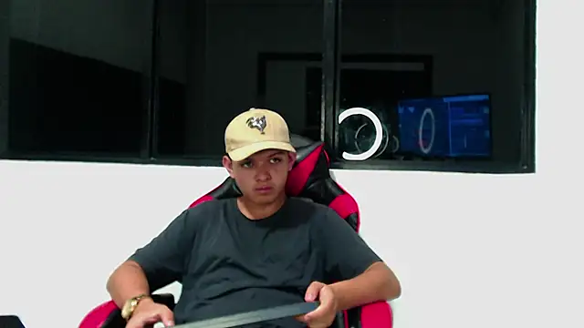 NathanBrookhs online show from December 22, 9:34 pm