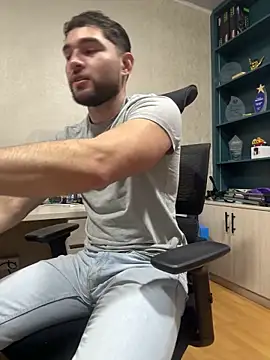 Steve-Carter online show from April 3, 1:52 pm