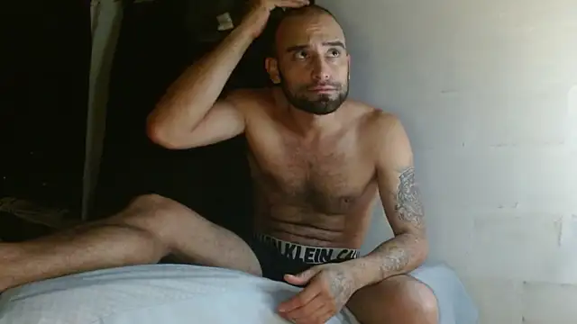 Alex Flame  online show from April 4, 7:16 am