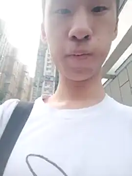 MSleepyyyy online show from April 30, 8:54 am