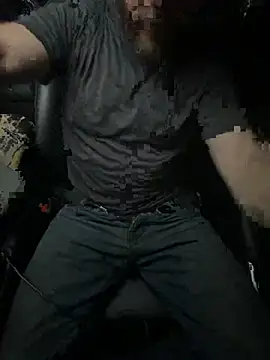 HouseOfHans online show from February 13, 2:44 pm