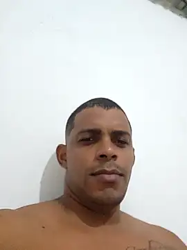 marreta240675 online show from March 3, 10:05 pm