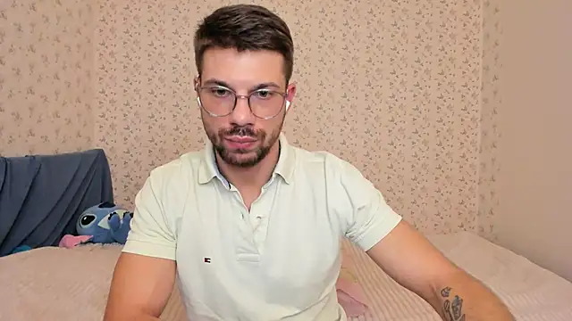 Tony Wolf online show from December 18, 9:33 pm