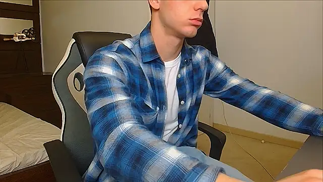 KellenWest online show from January 7, 5:12 am